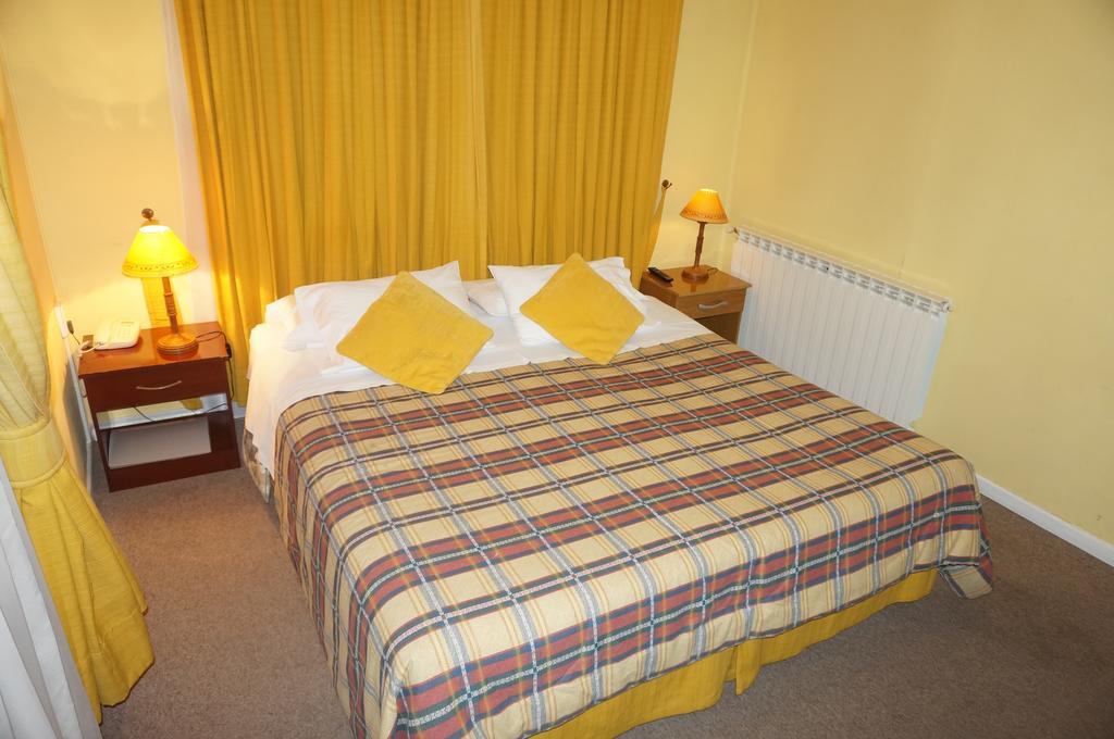 Hostal Ovejero Punta Arenas Ngoại thất bức ảnh